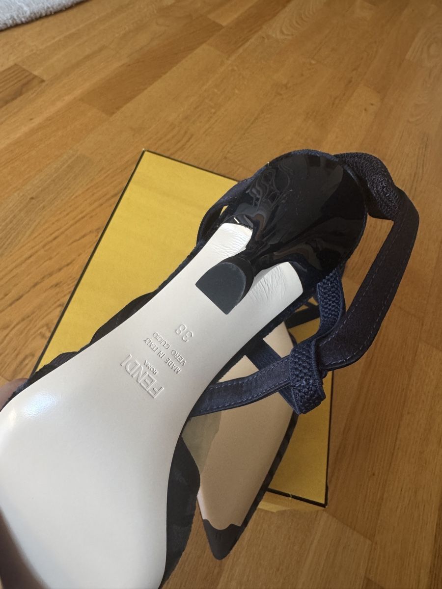 Fendi Damenschuhe: Fendi Colibri Lițe – Neu und originalverpackt aus Zürich von ace_7yvh 2