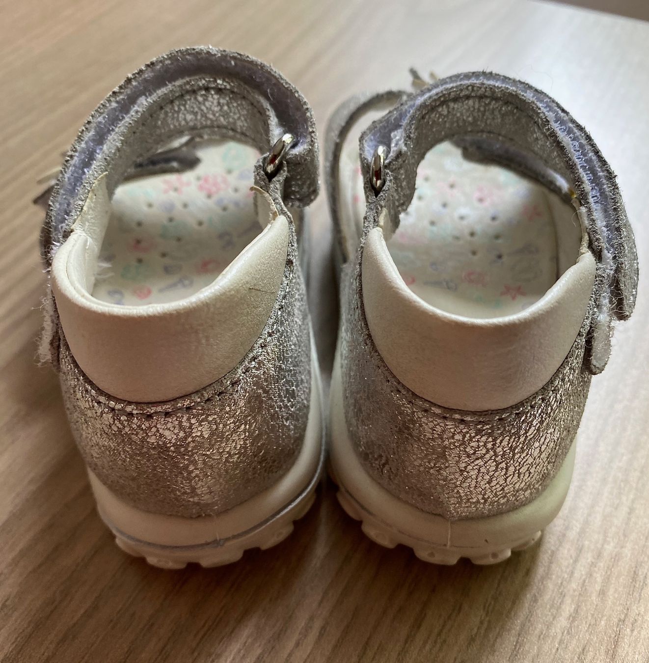 Primigi Schuhe für Mädchen: Babyschuhe Gr. 20 , Primici – Gebraucht aus Uster von ros_pym8 1