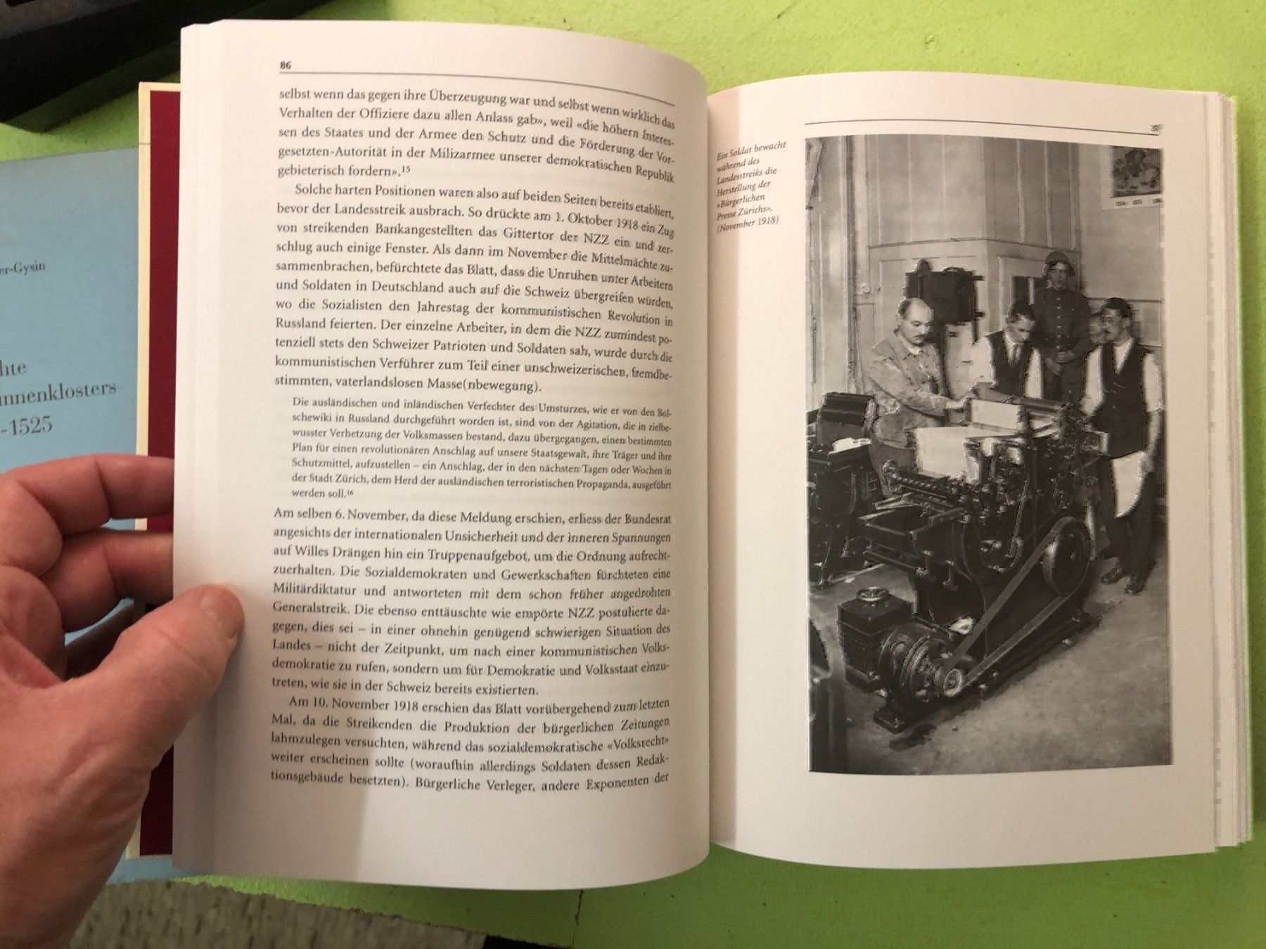Libri: Maissen / Meyer: NZZ 1780 - 2005, 2 Bde. – Usato da Zürich venduto da allp 4