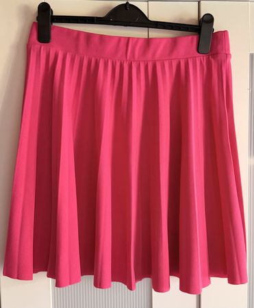 Sommerlicher, pinker Plisseerock von Amisu, Grösse 42, Top!