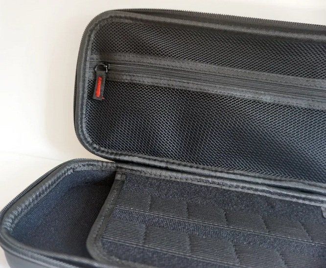 Nintendo Schutzhüllen: Tragetasche für Nintendo Switch 2 - Étui de transport – Neu und originalverpackt aus Lausanne von WATCH-WORLD 3