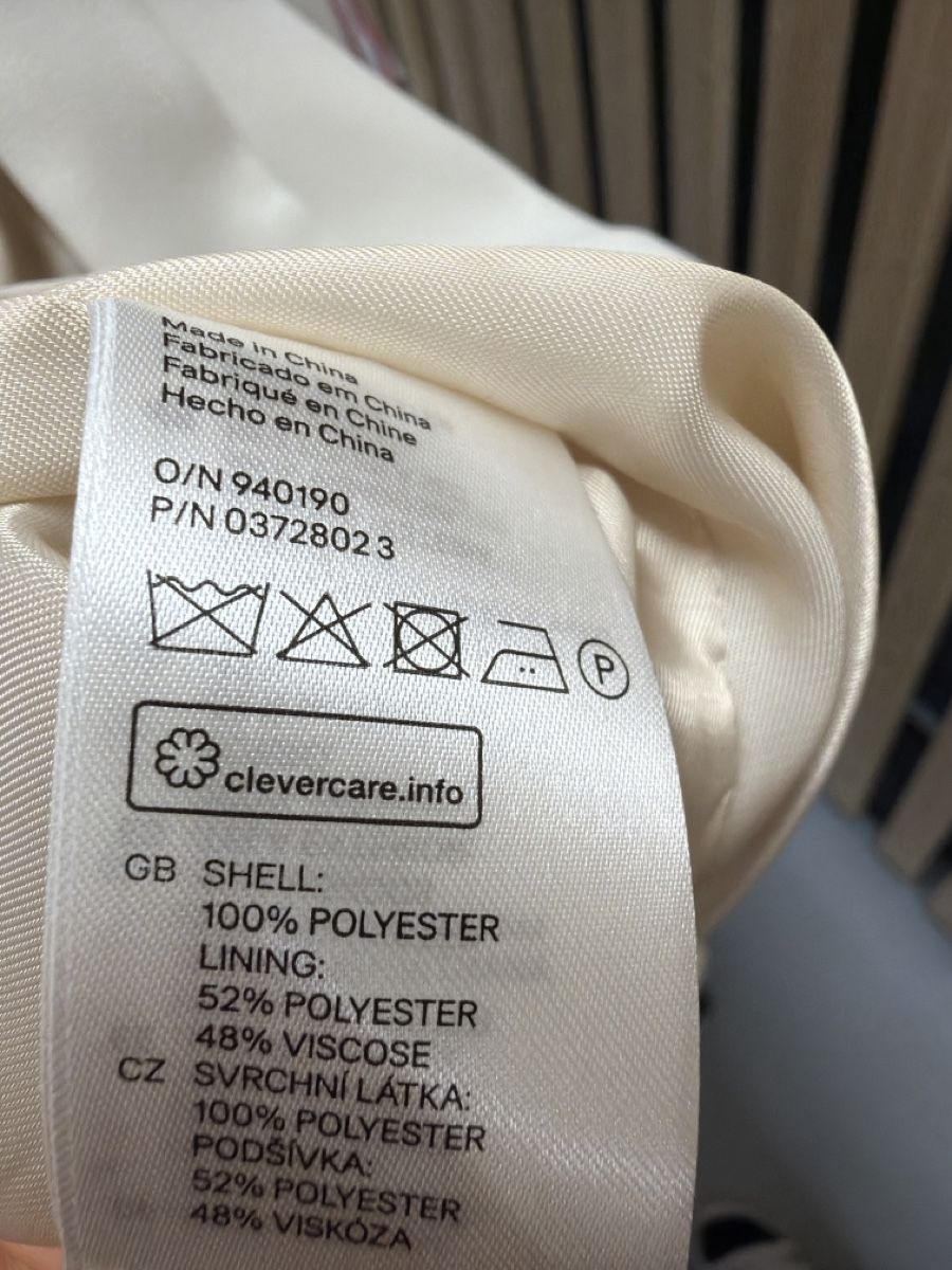 H&M Giacche: H&M Blazer beige mit Bindegurt neuwertig – Nuovo (secondo la descrizione) da Samstagern venduto da UM94 5
