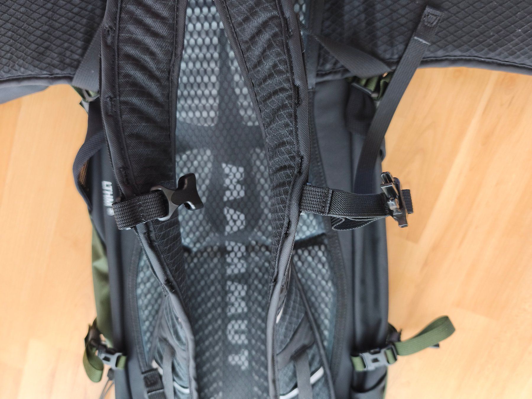 Deuter Zaini: MAMMUT Lithium Rucksack 30 Liter – Nuovo (secondo la descrizione) da Rüti ZH venduto da mome8 7