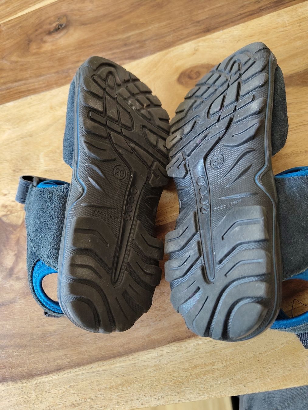 Ecco Scarpe da uomo: Ecco Kids Sandals, size 29 – Usato da Winterthur venduto da Shahrudin 1