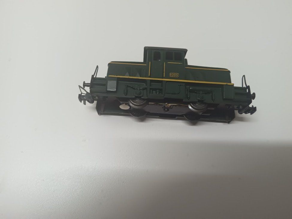 Fleischmann Modellini di ferrovie: Fleischmann Diesellok 1305 – Usato da Amlikon-Bissegg venduto da Bienenlok