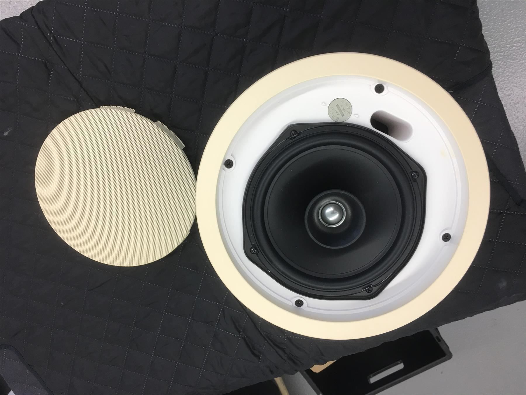 Casse acustiche: JBL Control 26CT Einbaulautsprecher – Nuovo (secondo la descrizione) da Maienfeld venduto da LehnerAkustikAG