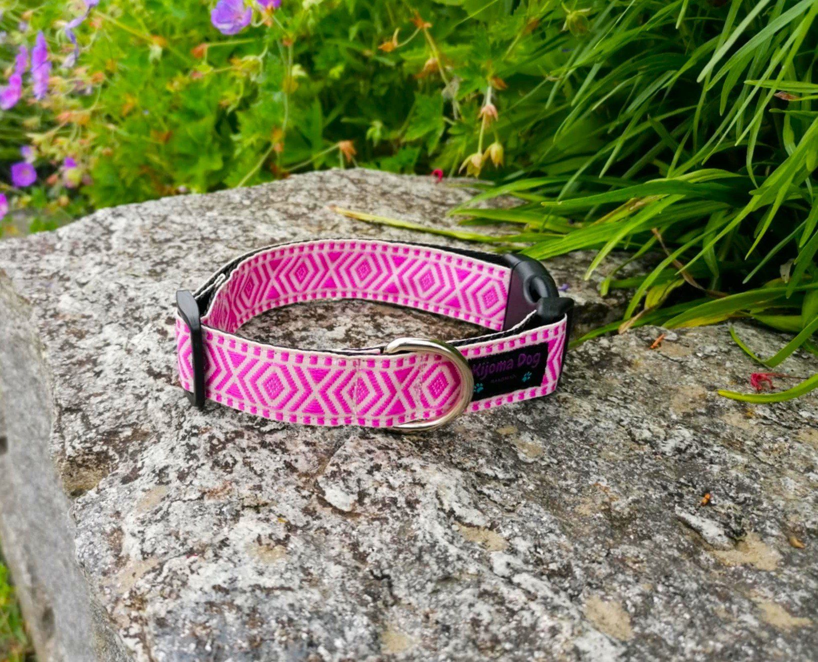 Guinzagli & Collari: Hundehalsband 2.5cm "Vicky" handgemacht – Nuovo e nell'imballaggio originale da Grenchen venduto da KijomaDog 1