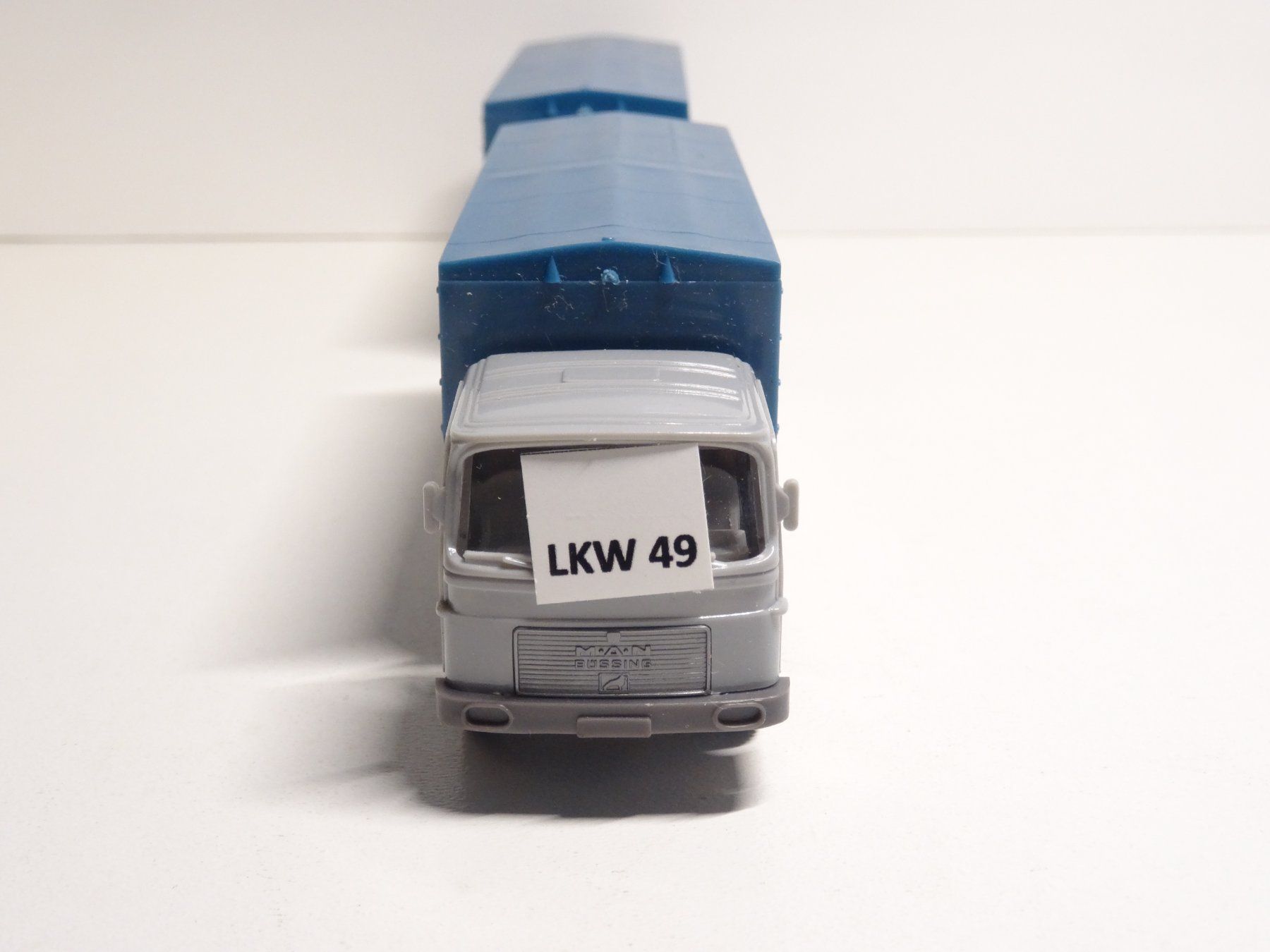 Modellini di ferrovie: Wiking. H0 LKW 49 1:87 – Nuovo e nell'imballaggio originale da Hochdorf venduto da Teger02 2