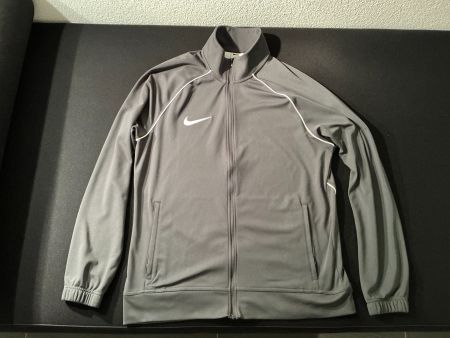 Nike Trainingsjacke Grau - Grösse M - 1 MAL GETRAGEN ❗