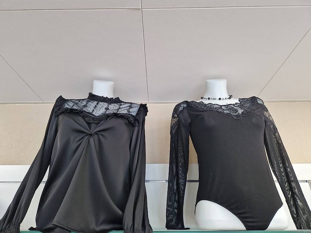 Altro in Decorazioni & Accessori: Schaufensterpuppe Oberkörper – Usato da Luzern venduto da Neela288 2