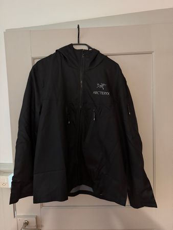 Herren Jacke Arc'teryx schwarz Grösse M neuwertig