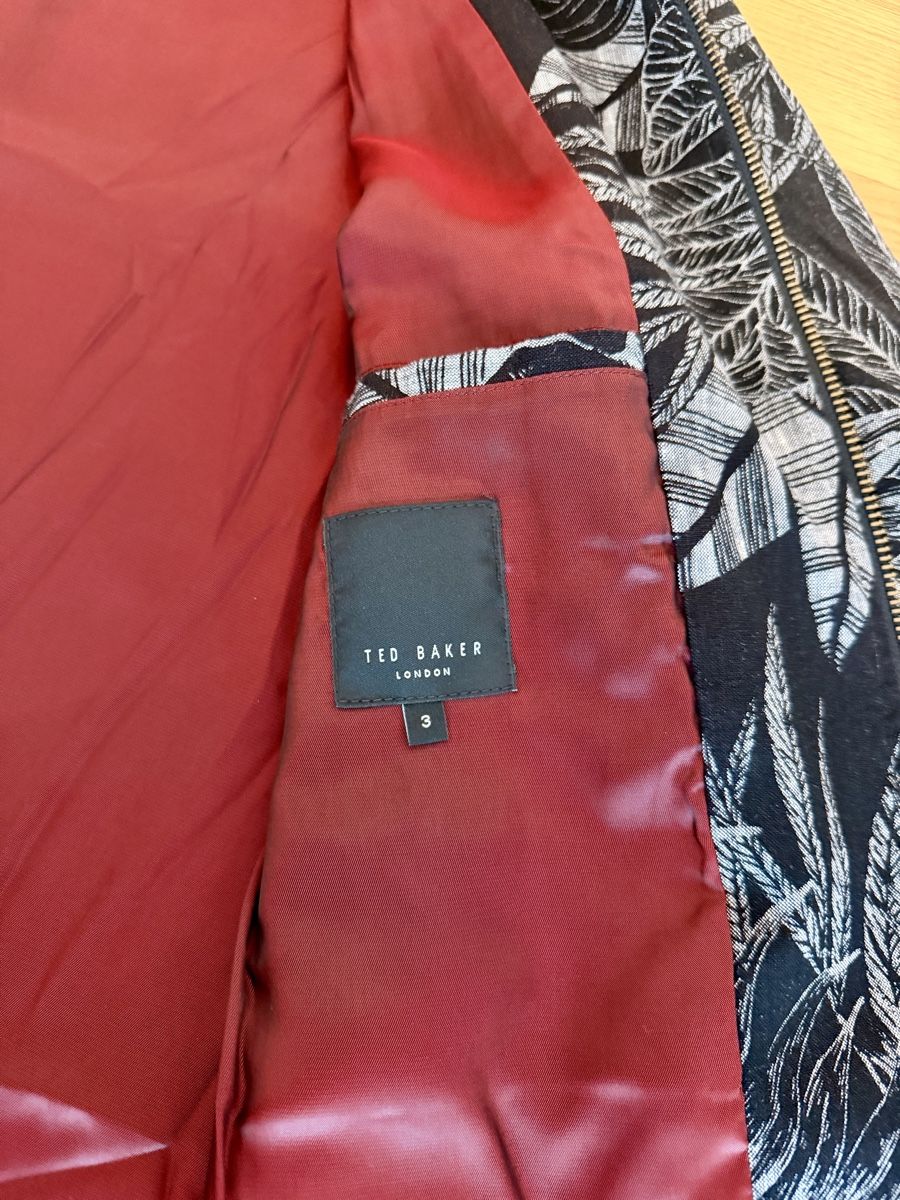 Ted Baker Giacche: Ted Baker, leichte Jacke – Nuovo (secondo la descrizione) da Emmenbrücke venduto da marinmil 3