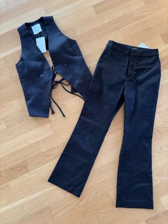 Set Weste und Hose Grösse XS neu mit Etikett