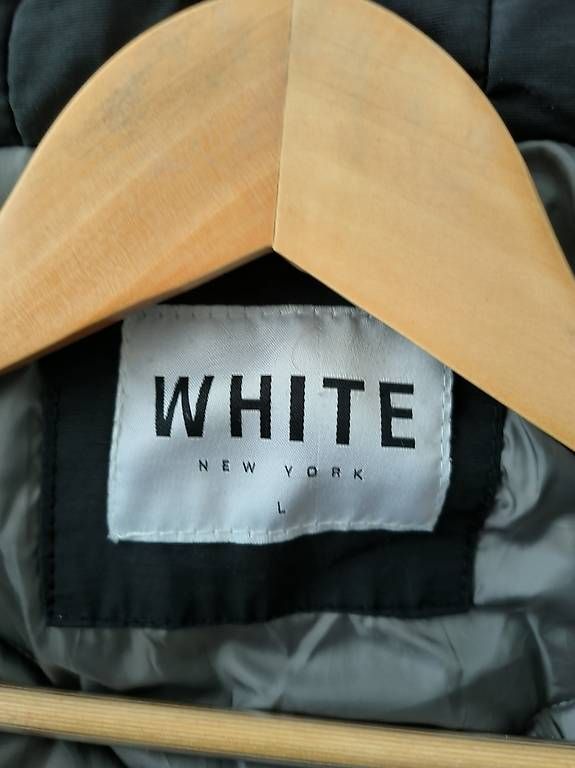Giacche: Winterjacke schwarz mit Echtfellkragen – Usato da Seewen SZ venduto da MEttlin01 3