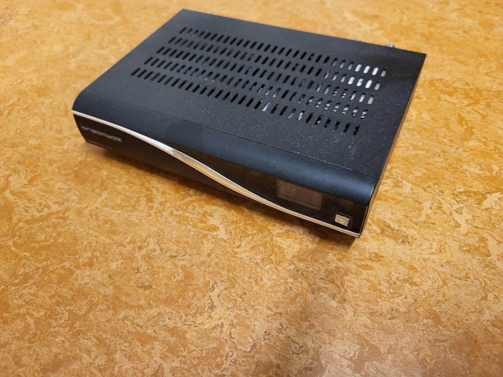 Ricevitori: Dreambox DM800 HD PVR Satelliten Receiver Linux HDTV DVB-S2 – Usato da Lungern venduto da Sstefan1 1