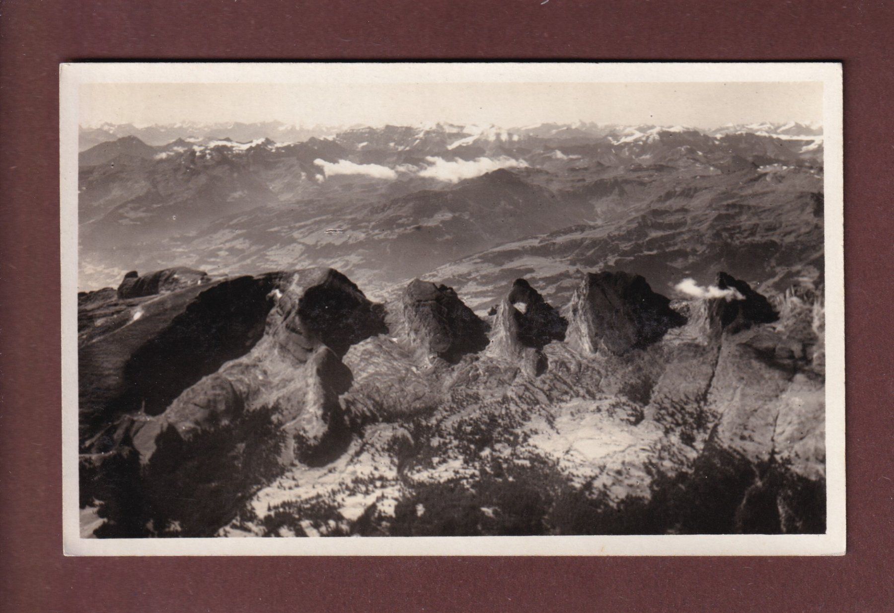 Ansichtskarten: CHURFIRSTEN - Flieger-Postkarte – Gebraucht aus Pully von nicecards-shop