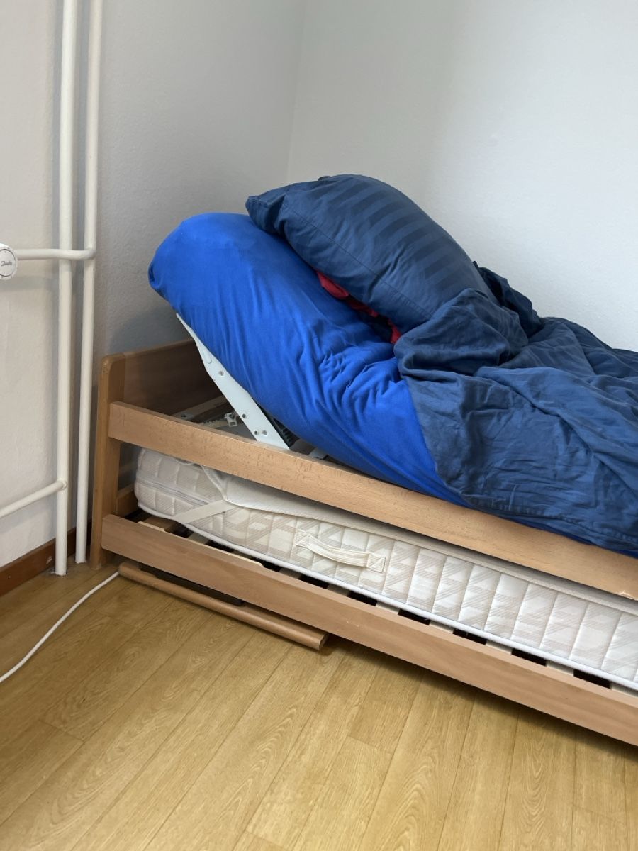 Letti: Bed 90x190 cm – Usato da Zürich venduto da cos_k7kb 2