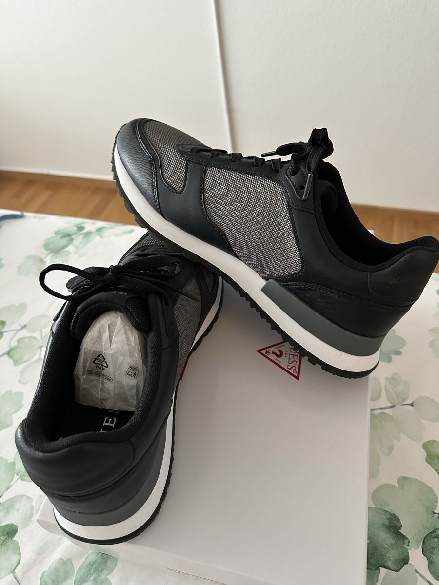 Guess Scarpe da uomo: guess schuhe – Nuovo (secondo la descrizione) da Liestal venduto da fcbarcelona92