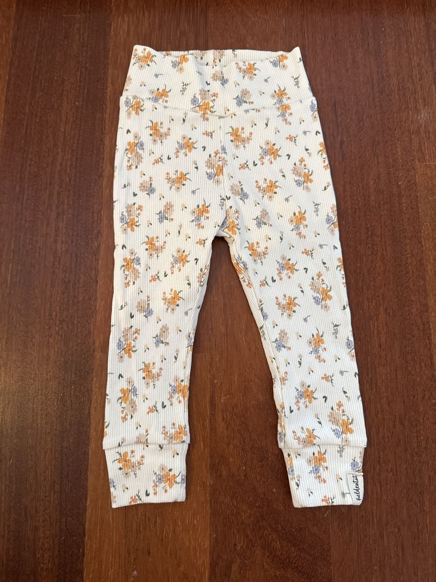 Lotti & Set di vestiti: Heldentat Set Gr. 80 Bodies und Hose – Usato da Hagendorn venduto da benjamin.peter 1