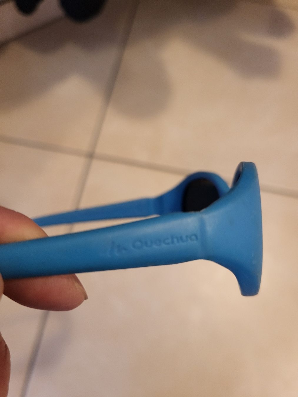 Occhiali & Lenti: Kinder Sonnenbrille – Usato da Tägerschen venduto da scherrersa 1