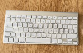 Apple Tastatur Bluetooth 