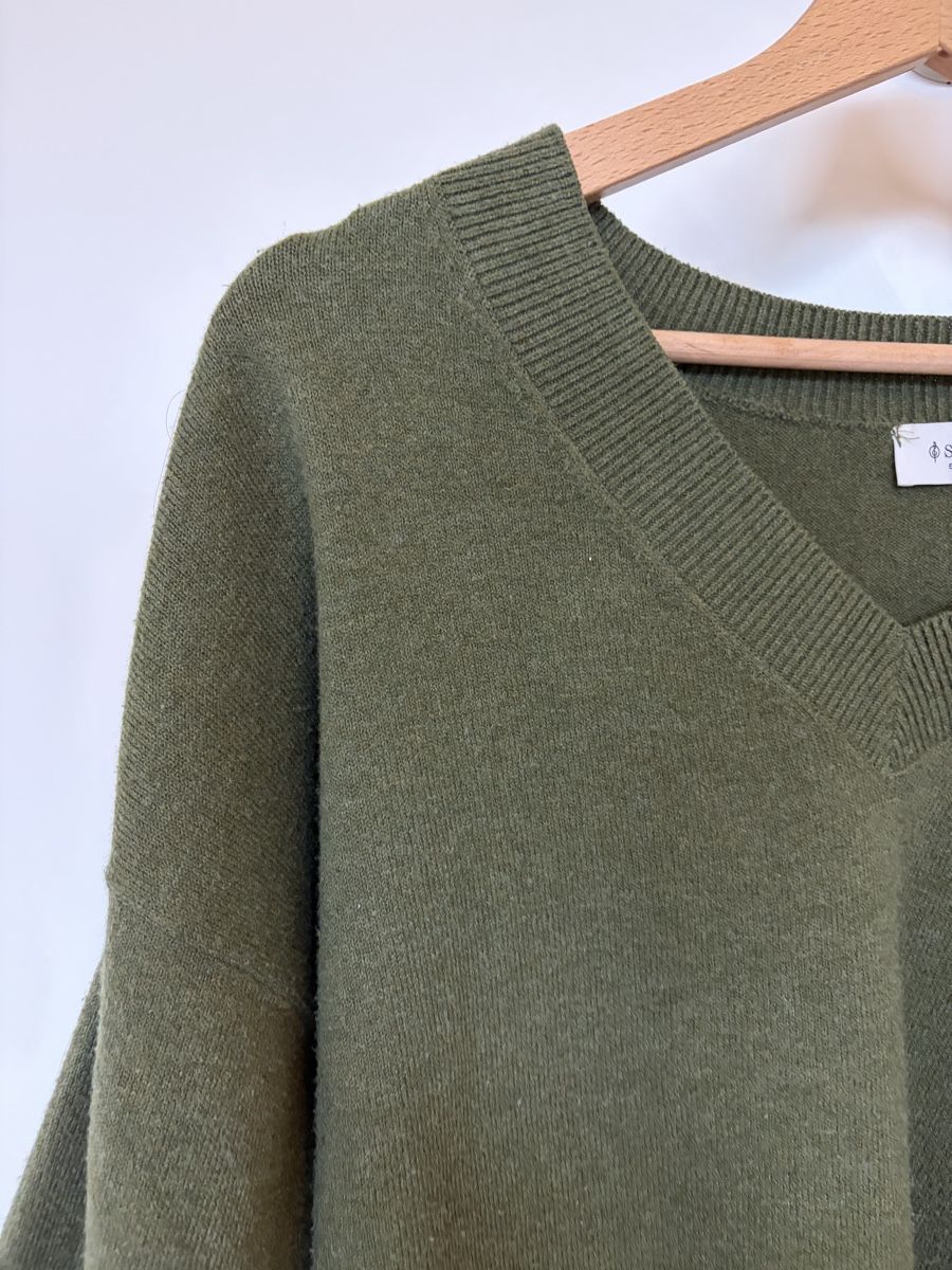 Maglioni & Felpe: Pullover Simple Retro grün mit V-Ausschnitt Grösse S/M – Nuovo (secondo la descrizione) da Birmensdorf ZH venduto da dus_zt96 1