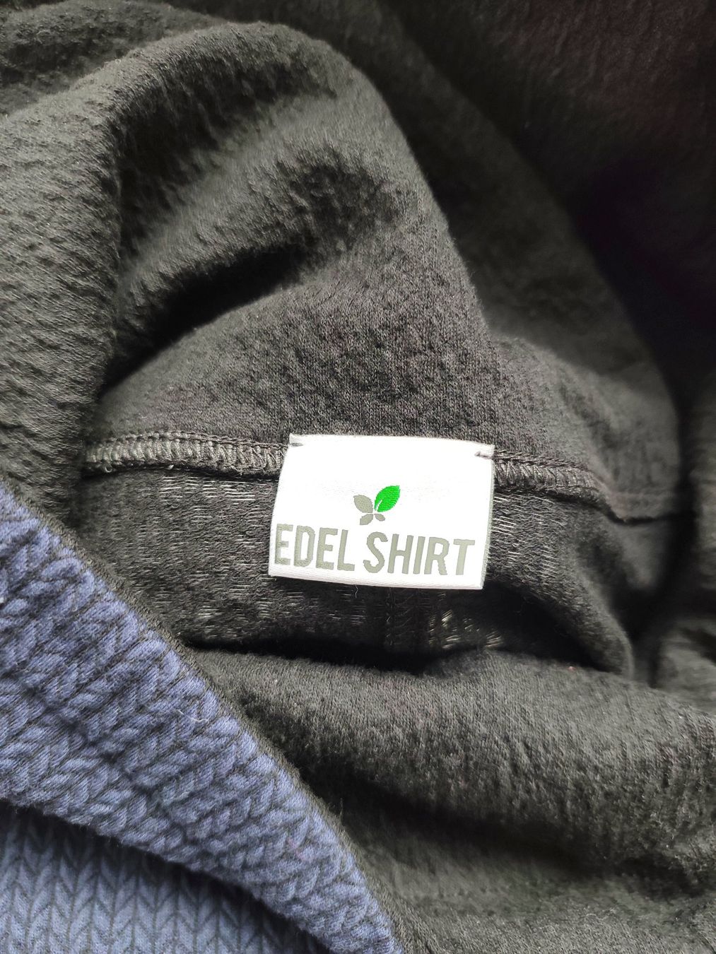 Maglioni & Felpe: Pulli Made in Switzerland "Edel Shirt" – Usato da Oberwil BL venduto da suaku 2