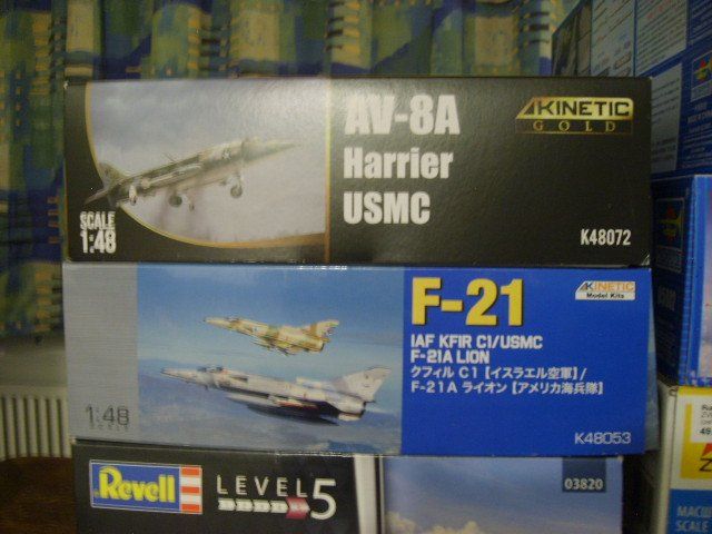 Kit di modellismo & Modellini statici: *** 9 x Flugzeug Bausatz 1:48 *** – Nuovo e nell'imballaggio originale da Langenthal venduto da CoinWorld 4