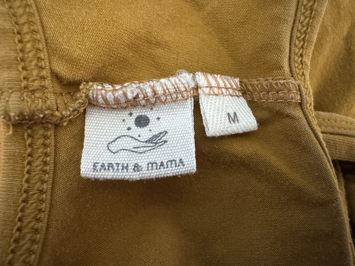 Sonstige Unterwäsche: 2er Pack Bustier Earth & Mama Grösse M – Gebraucht aus Kallnach von lea_gdv8 2