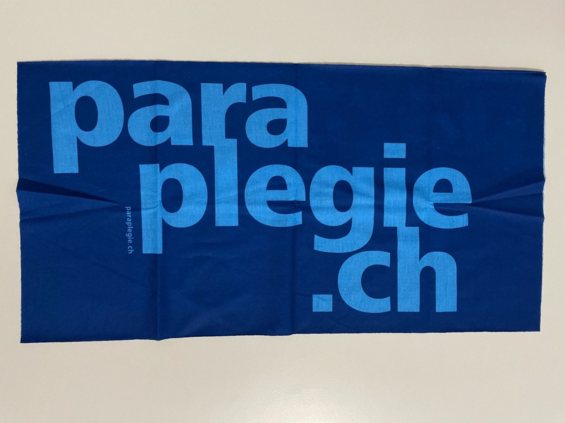 Foulard & Sciarpe: Seemless Bandana / Kopftuch - Halstuch – Usato da Zug venduto da Cry71 1