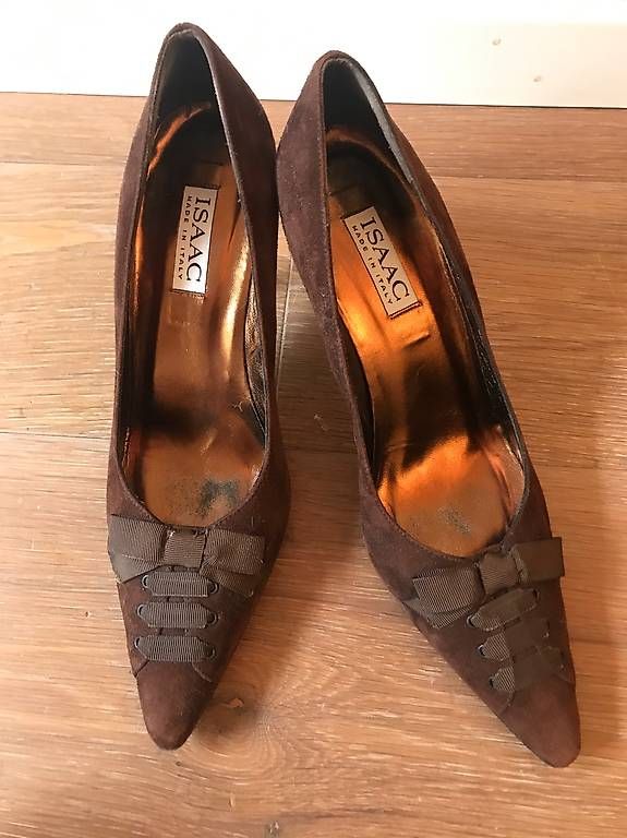 Scarpe da donna: Escarpins en daim marron 39 – Usato da Chêne-Bougeries venduto da Luke17 3