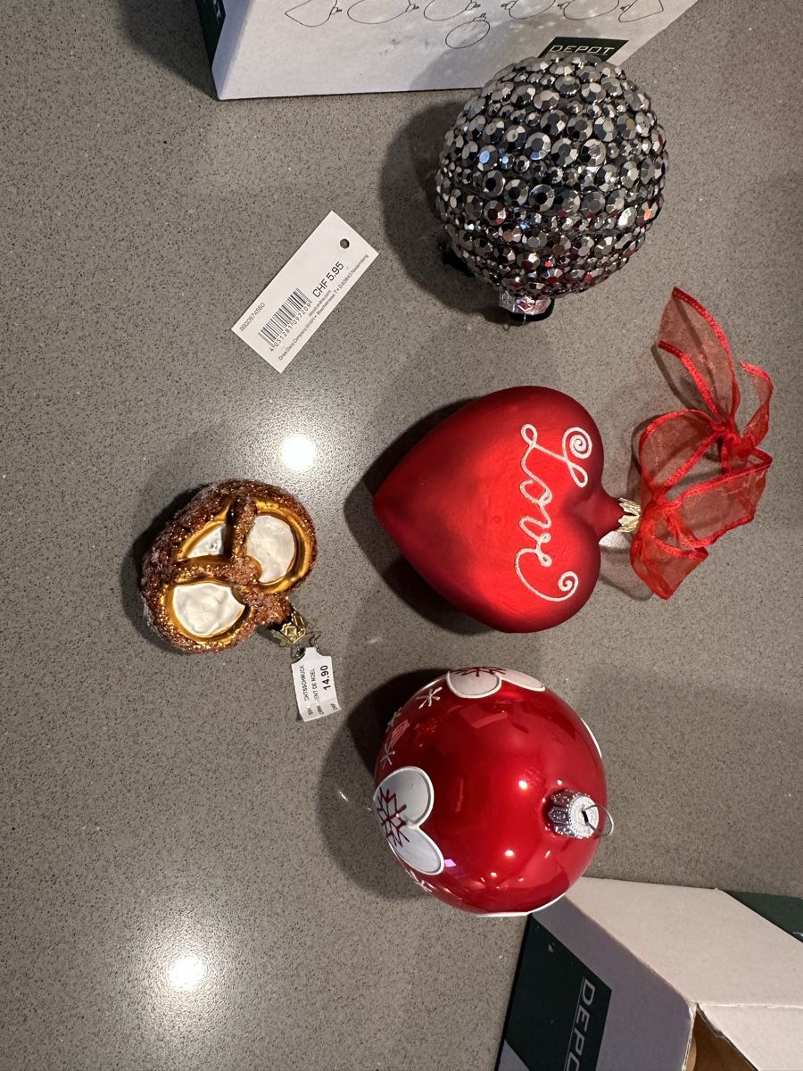 Tutte le decorazioni: 4 Depot Weihnachts Christbaum Kugeln – Nuovo e nell'imballaggio originale da Oberurnen venduto da jasmin2fel 3