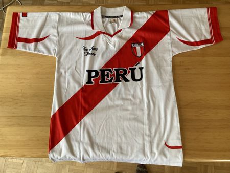 fussball T‘shirt grösse XL