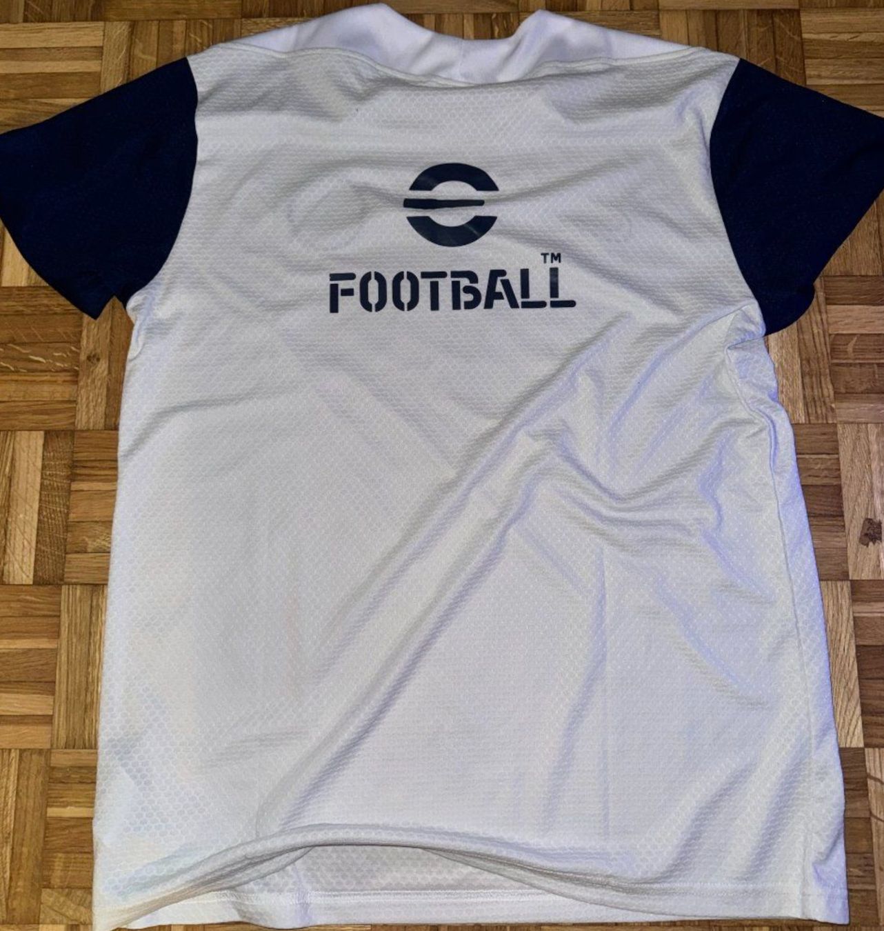 Adidas Canottiere & Pantaloni: 06 - F.C. Inter - Training Trikot - Nike Size XL – Usato da Zürich venduto da Matteo_7 2