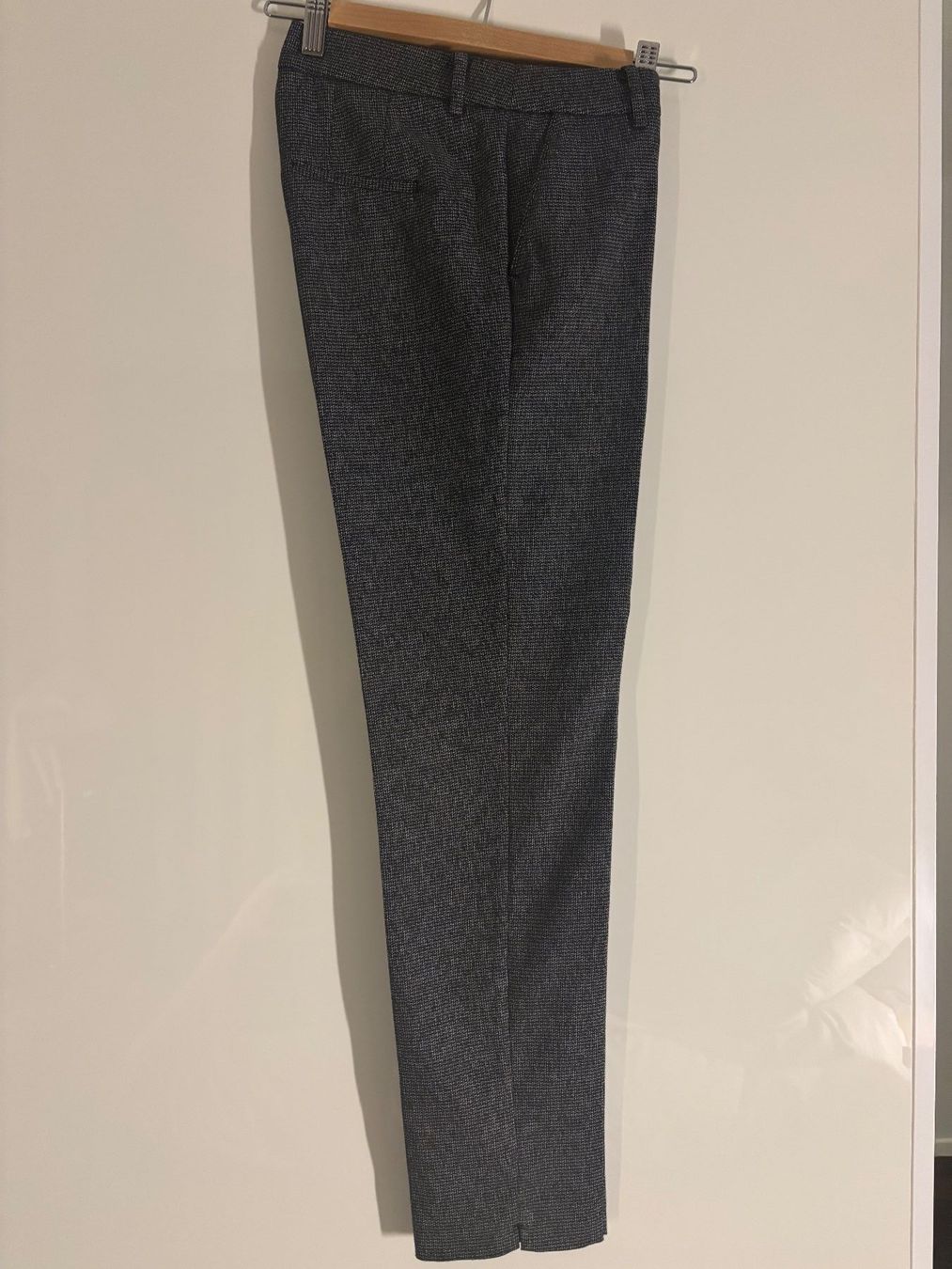 Mango Pantaloni: Mango Pants XS Grey – Usato da Wollerau venduto da Dolder23 1