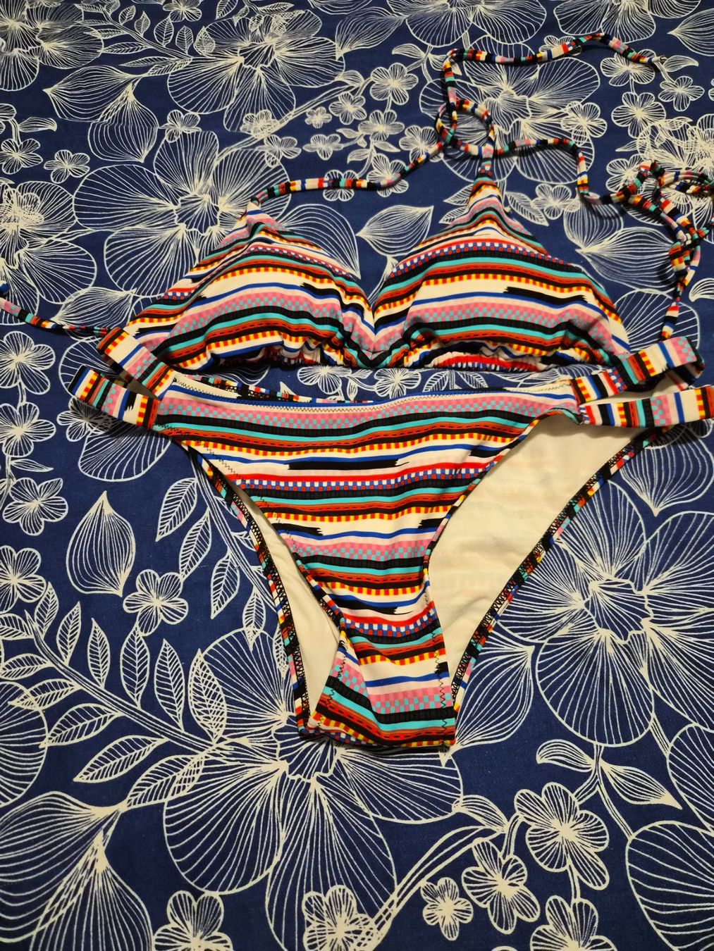 Costumi da bagno & Bikini: Bikini gr xxl – Nuovo (secondo la descrizione) da Dietikon venduto da Eleda