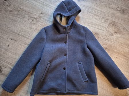 Jacke mit Kapuze Gr. L dunkelblau neu