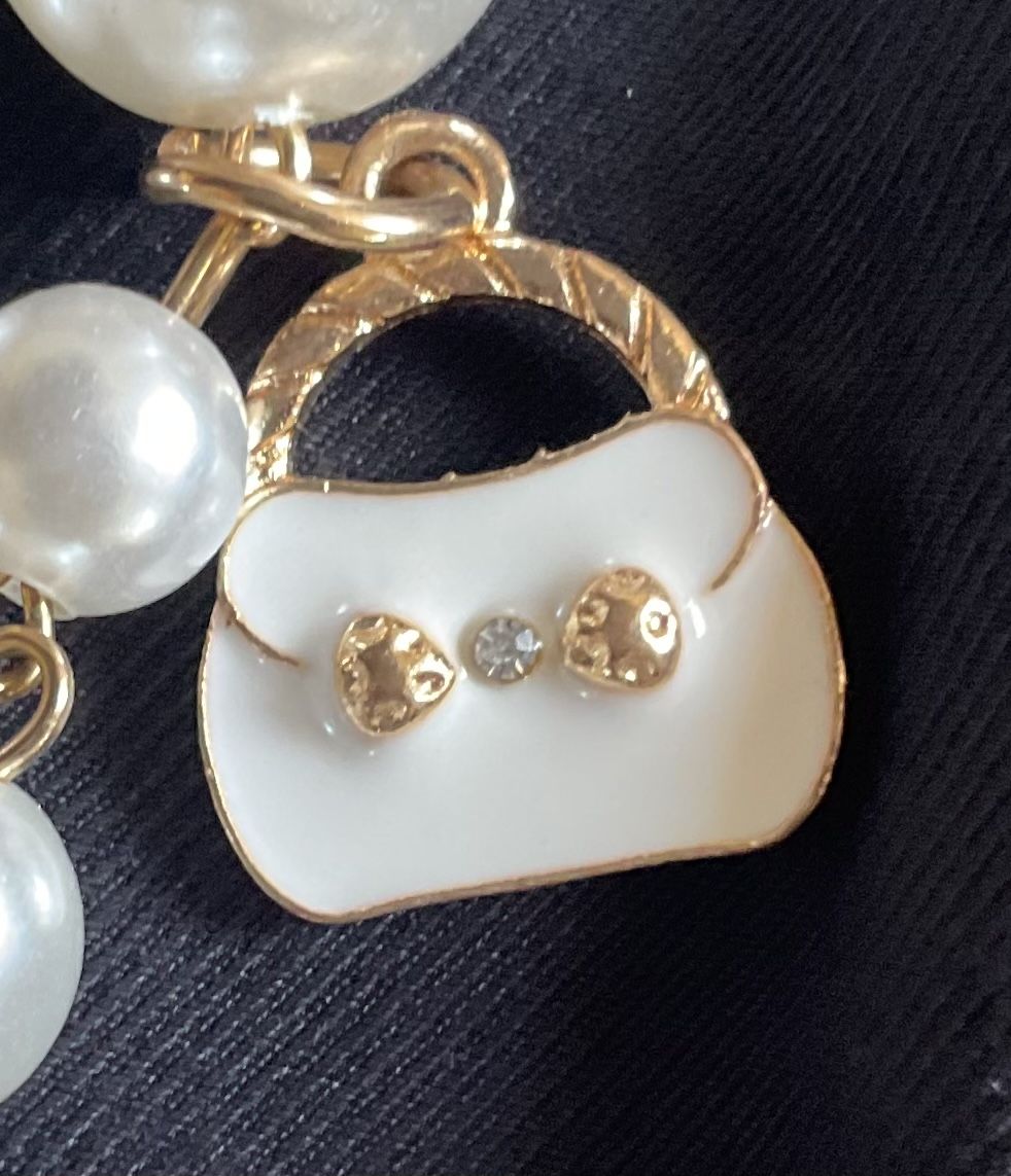 Catenine: Collier fantaisie perles multiples blanches et breloques – Nuovo (secondo la descrizione) da Corseaux venduto da Mililaforet75 3