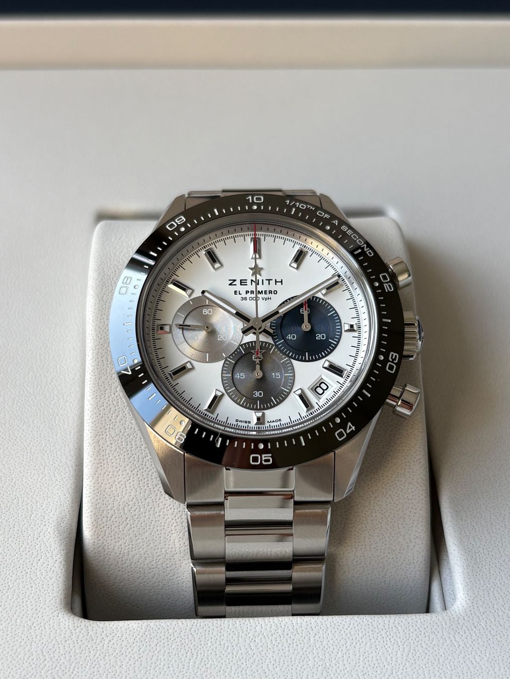 Zenith Montres: ZENITH Chronomaster Sport Fullset mit Garantie – D'occasion à Birsfelden par Mynos