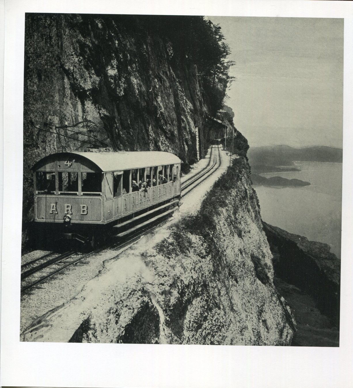 Libri: Rigi, Berg mit vielen Geschichten – Usato da Aarau venduto da Elmaar41 5