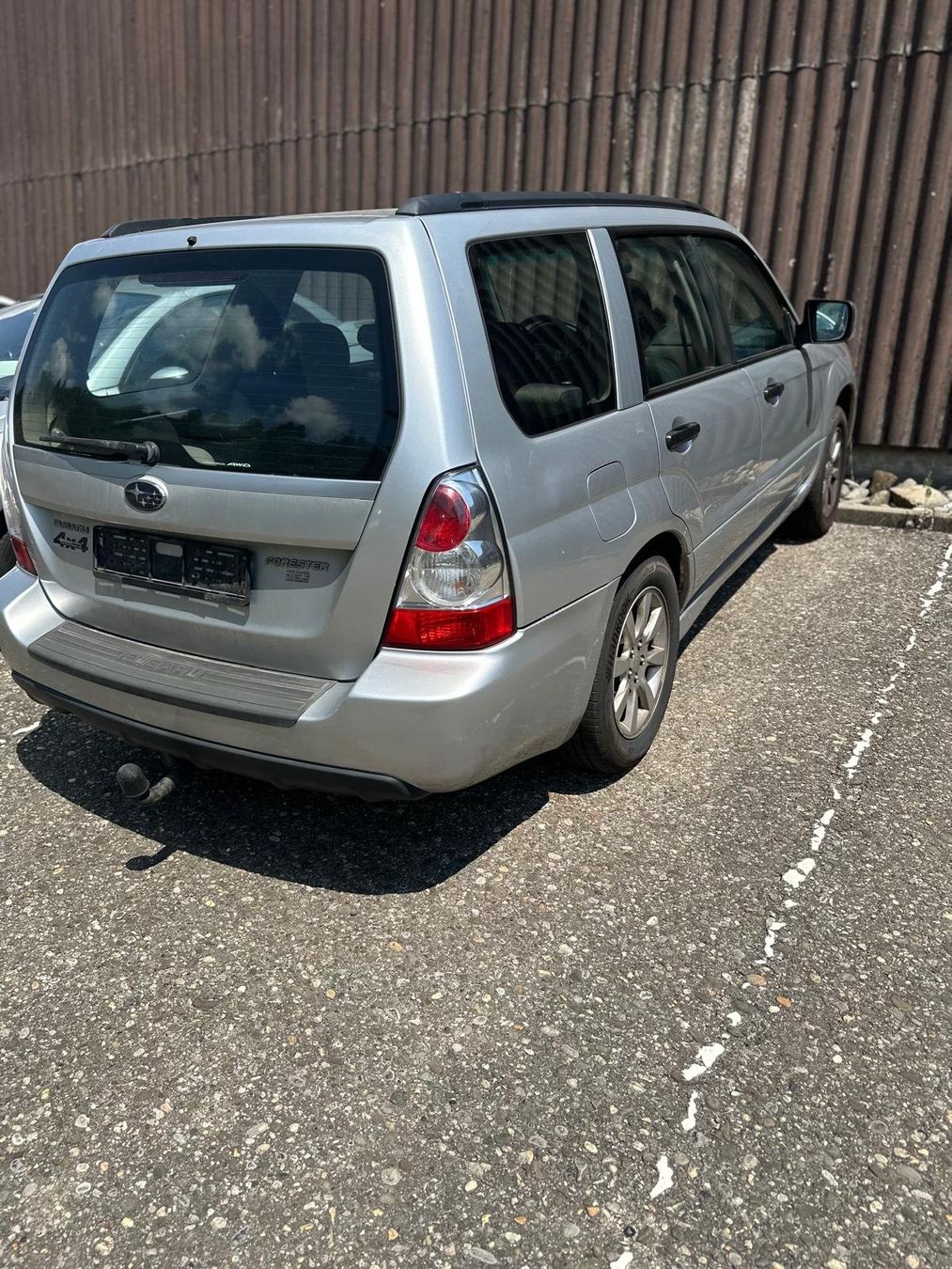 Subaru Automobili: Subaru Forester 4x4 Silber Gebrauchtwagen – Usato da kehrsatz venduto da AutocenterKehrsatz 3