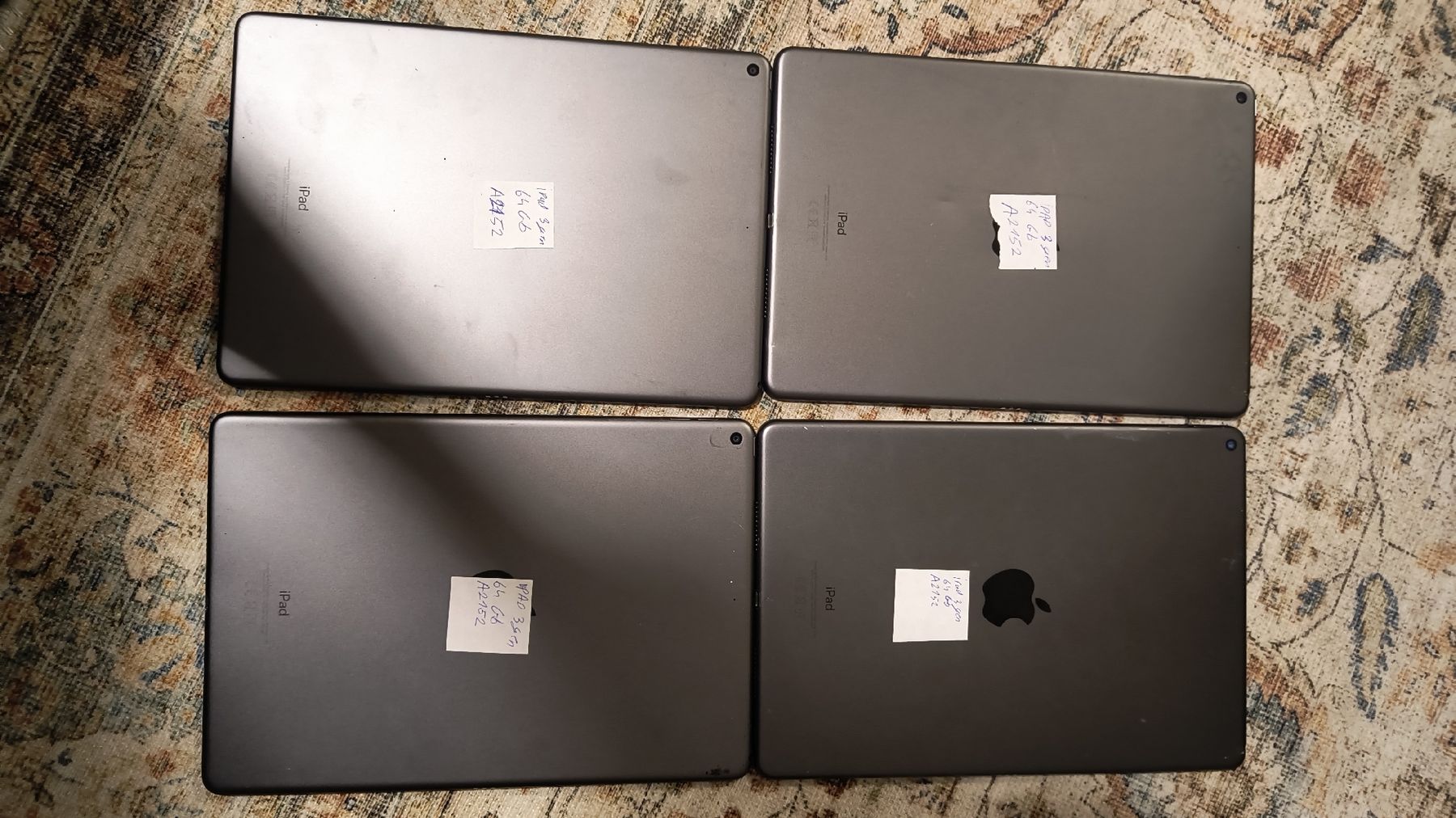 Apple Tablettes PC: iPad A2152 – Défectueux à Wagen par huki30 3