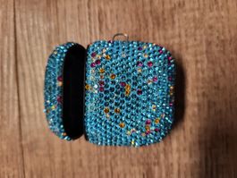 Glittery case for airpods