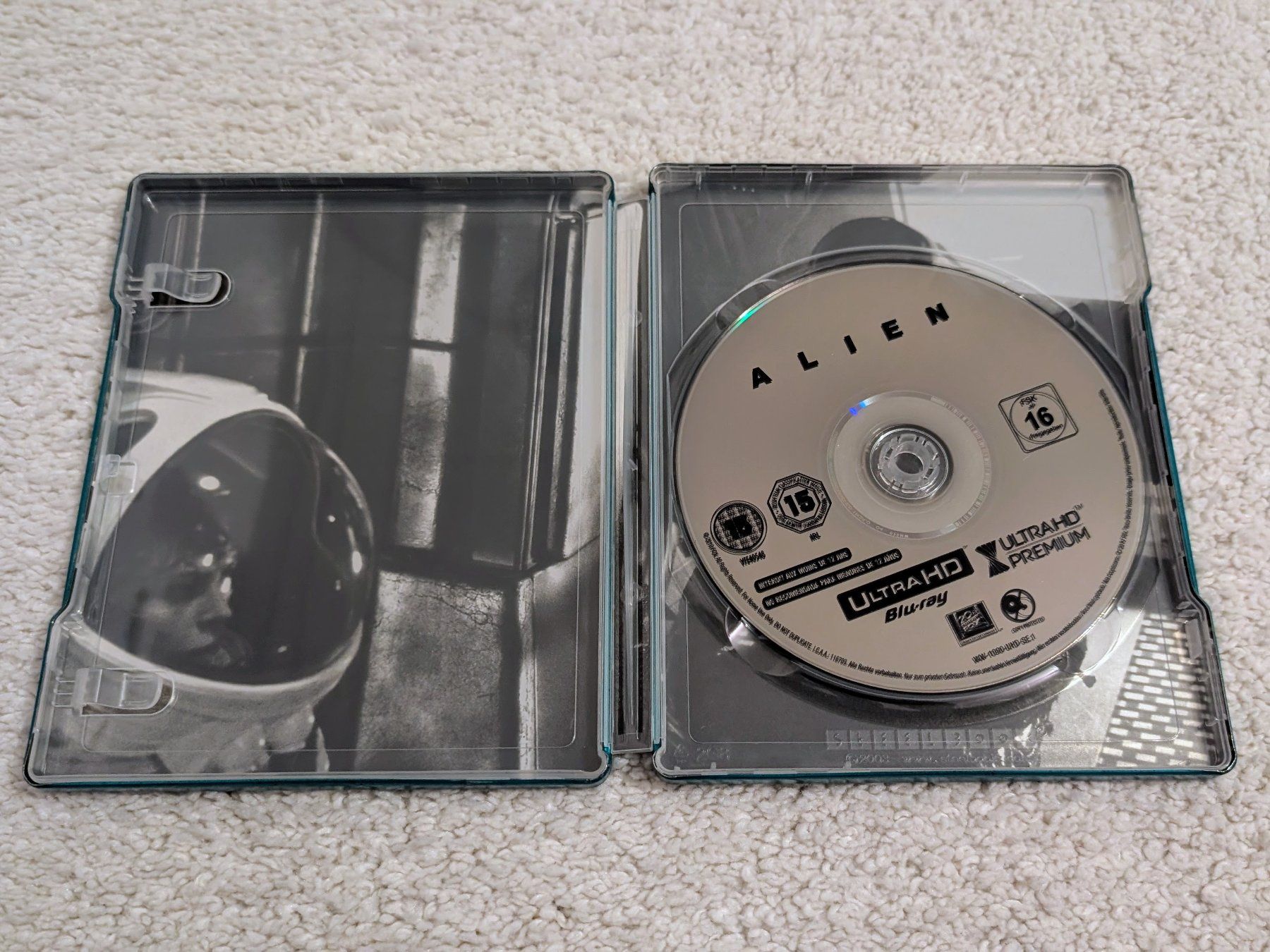 Alle DVDs: Alien Steelbook 4K Blu-Ray – Gebraucht aus Oftringen von RetroMister 2