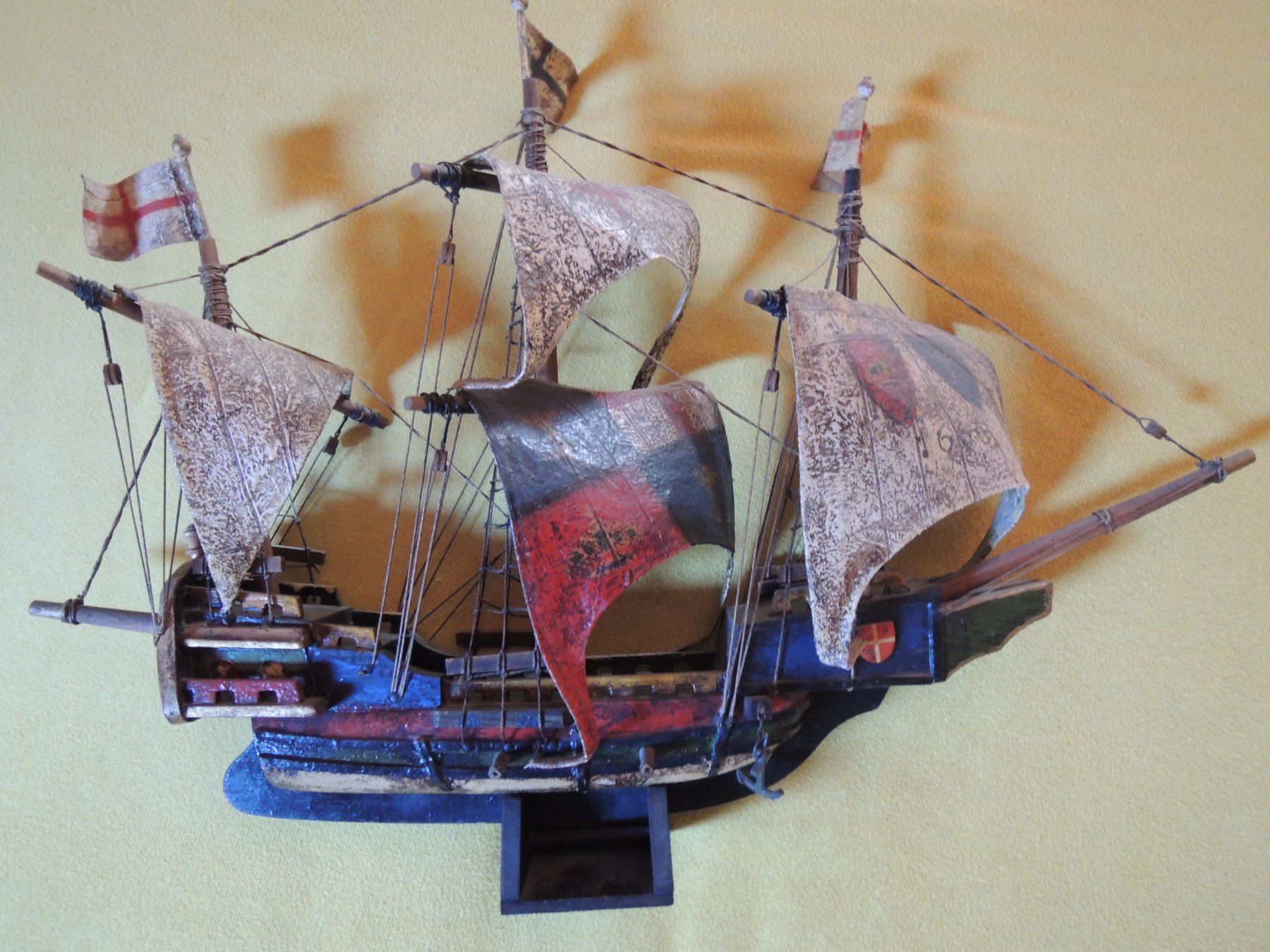 Modellbausätze & Standmodelle: Modelschiff (altes Piratenschiff) Länge 60cm – Gebraucht aus Uznach von rut_xrx5 1