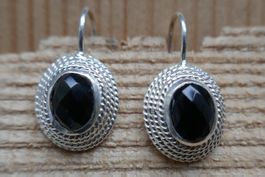 Ohrhänger in Silber mit Onyx