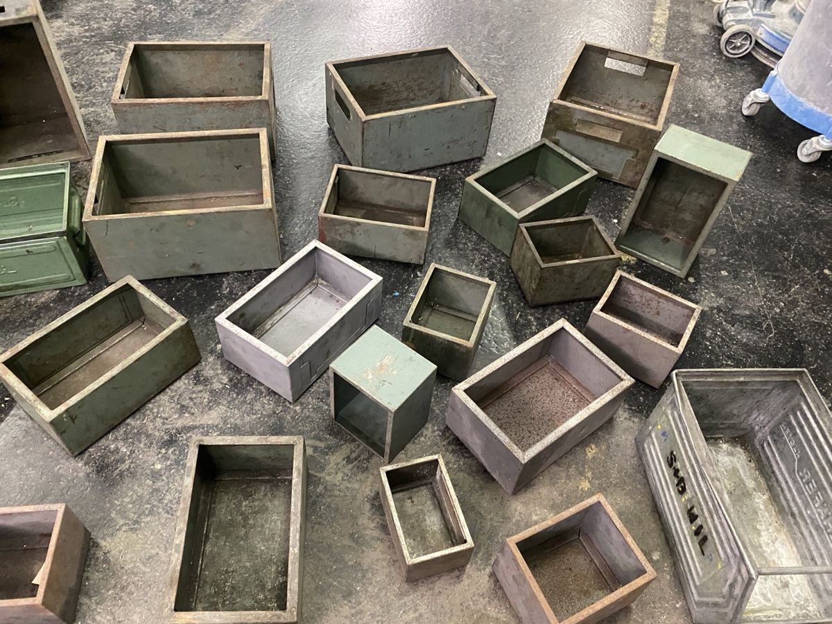 Casse di trasporto: Mega Posten vintage Metallkisten – Usato da Wabern venduto da HK-Design 8