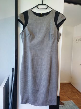Zara Basic Robe Été Chic Taille M - État Impeccable!