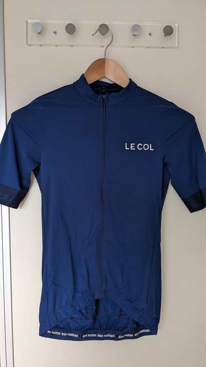 le col jersey