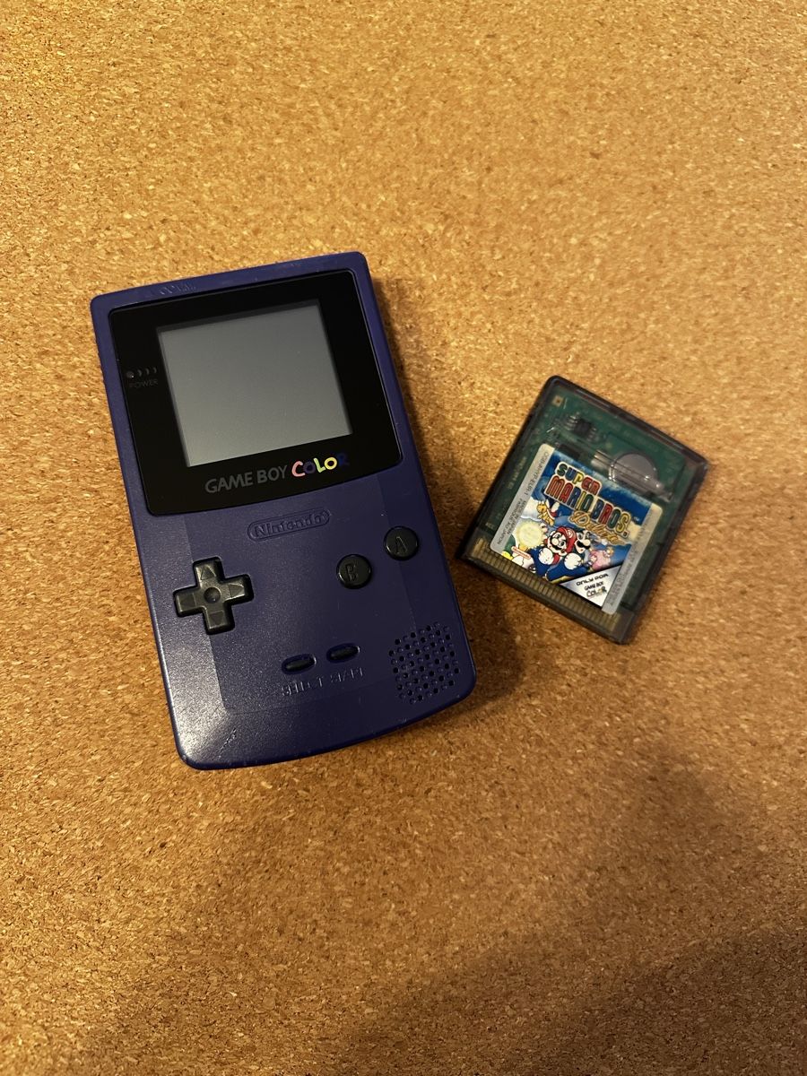Original Nintendo Gameboy Color + Super Mario Bros. Deluxe (Gebraucht ...